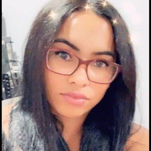 Meet your Posher, Katherine